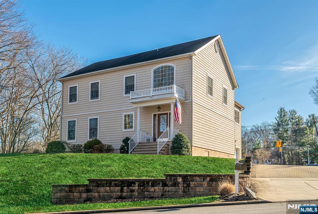 500 Blue Hill Terrace
