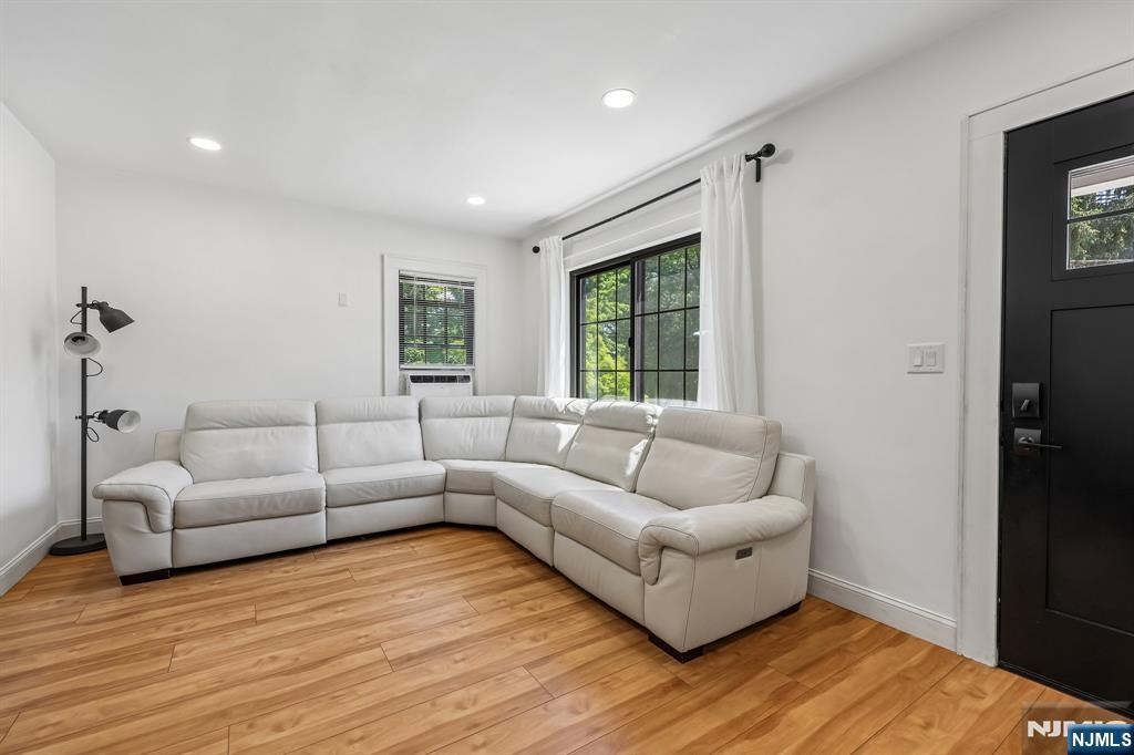 508 High Street