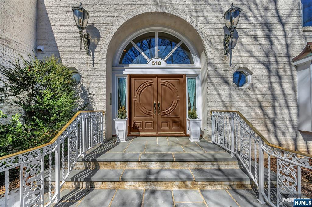 510 Hampton Hill Road