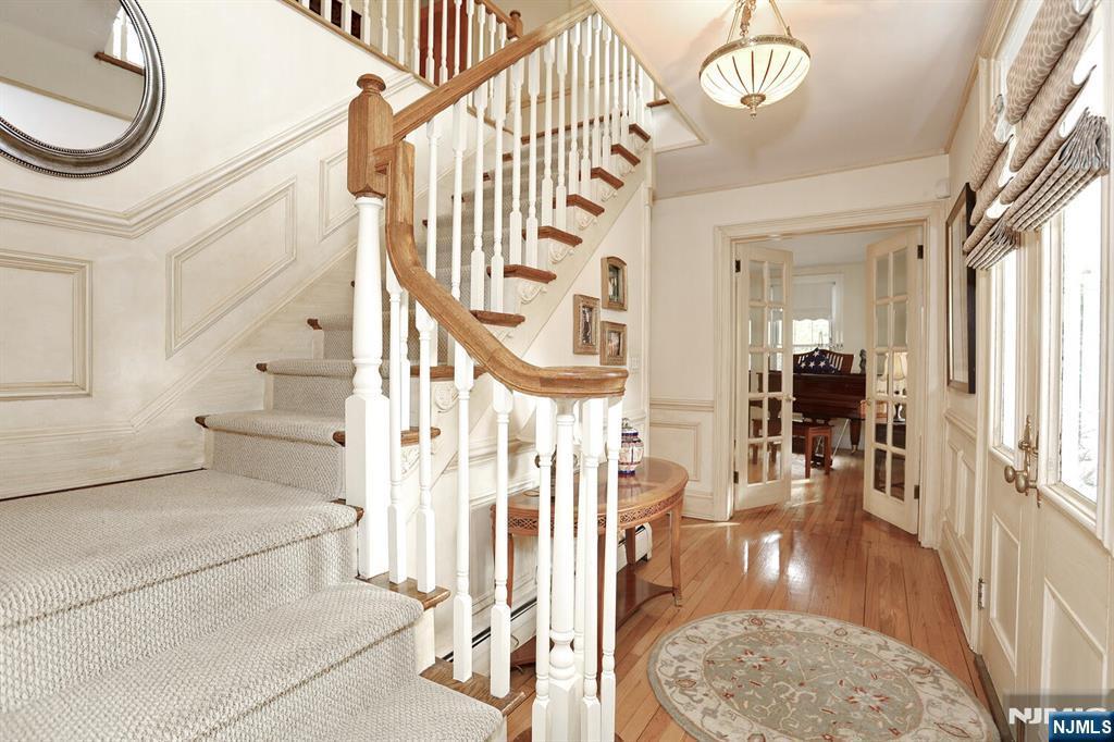 20 Spring Valley Road