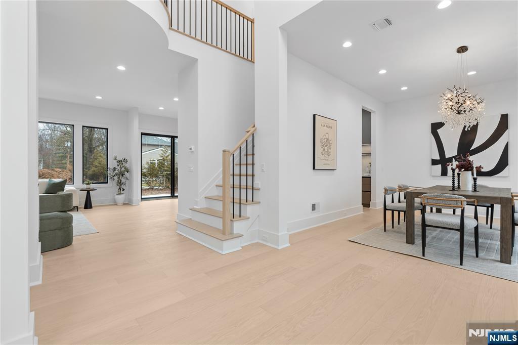 21 Manor Court