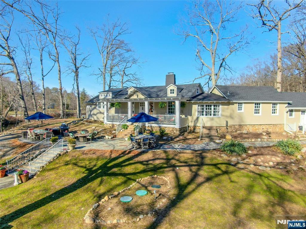 28 Turners Lake Drive