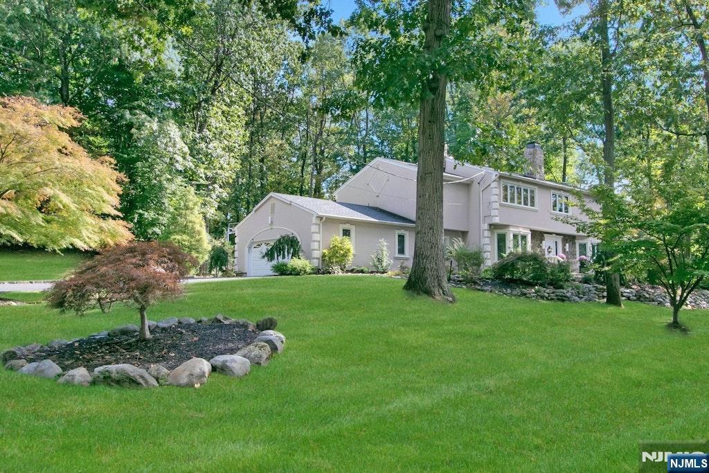 17 Sycamore Drive