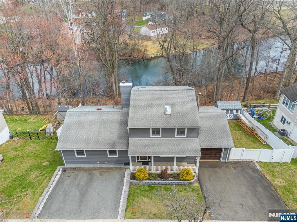 104 W Lionshead Drive