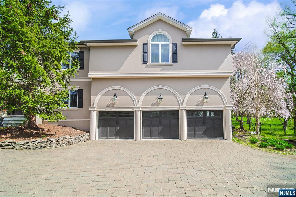 74 Sherwood Road