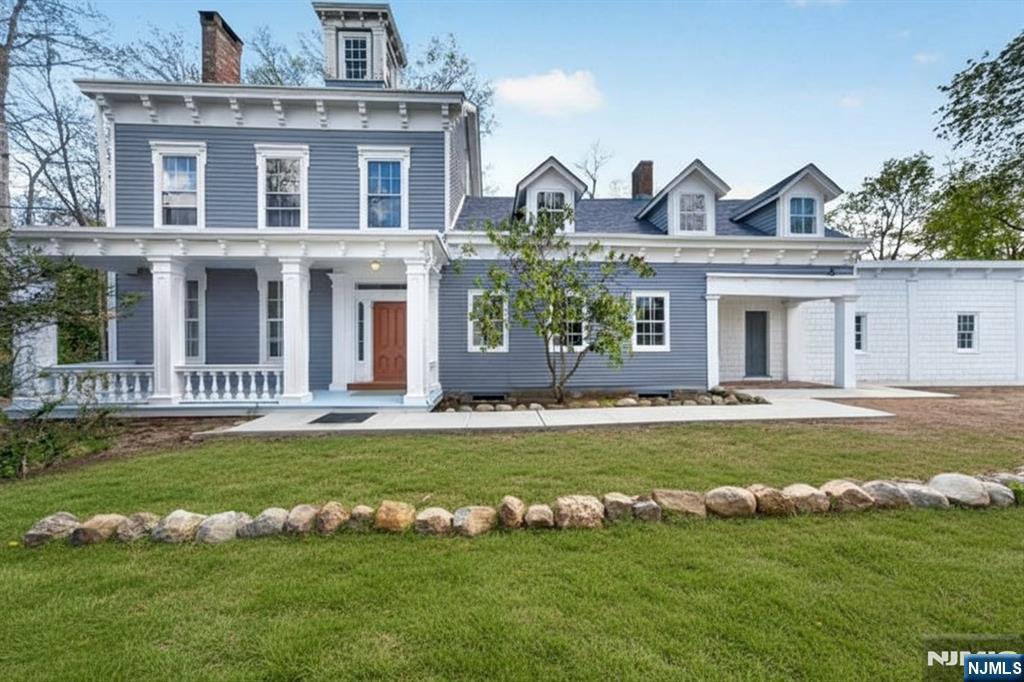 142 Island Road