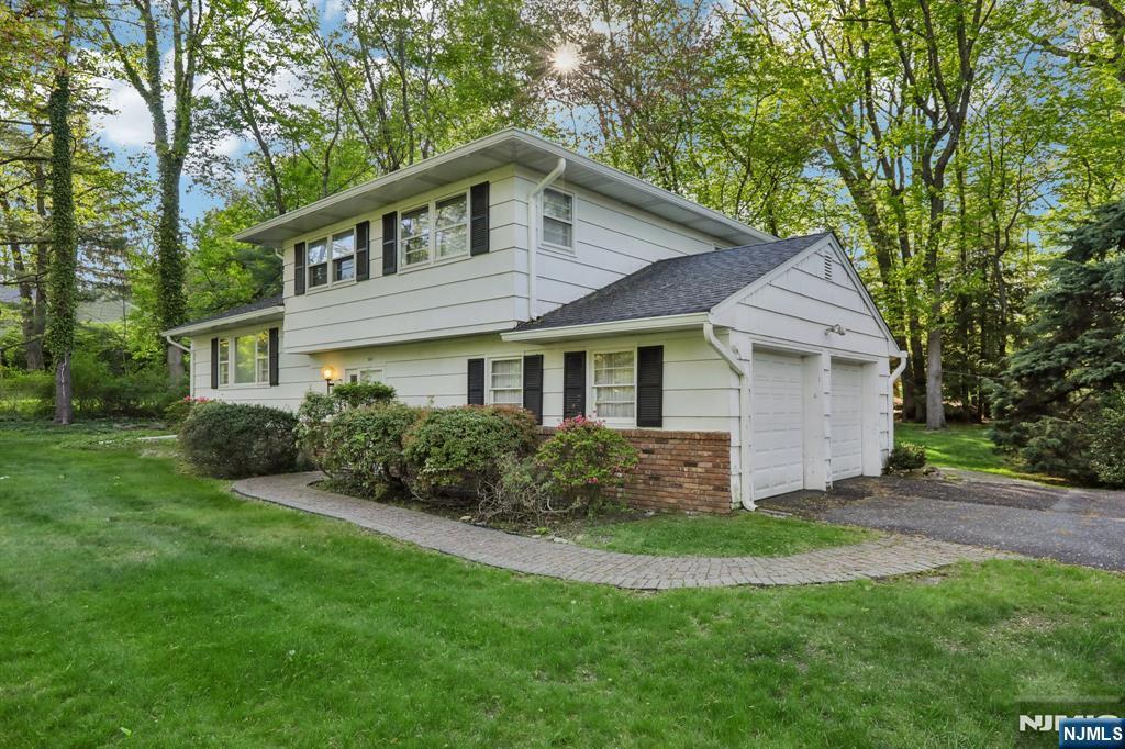 501 Terhune Terrace