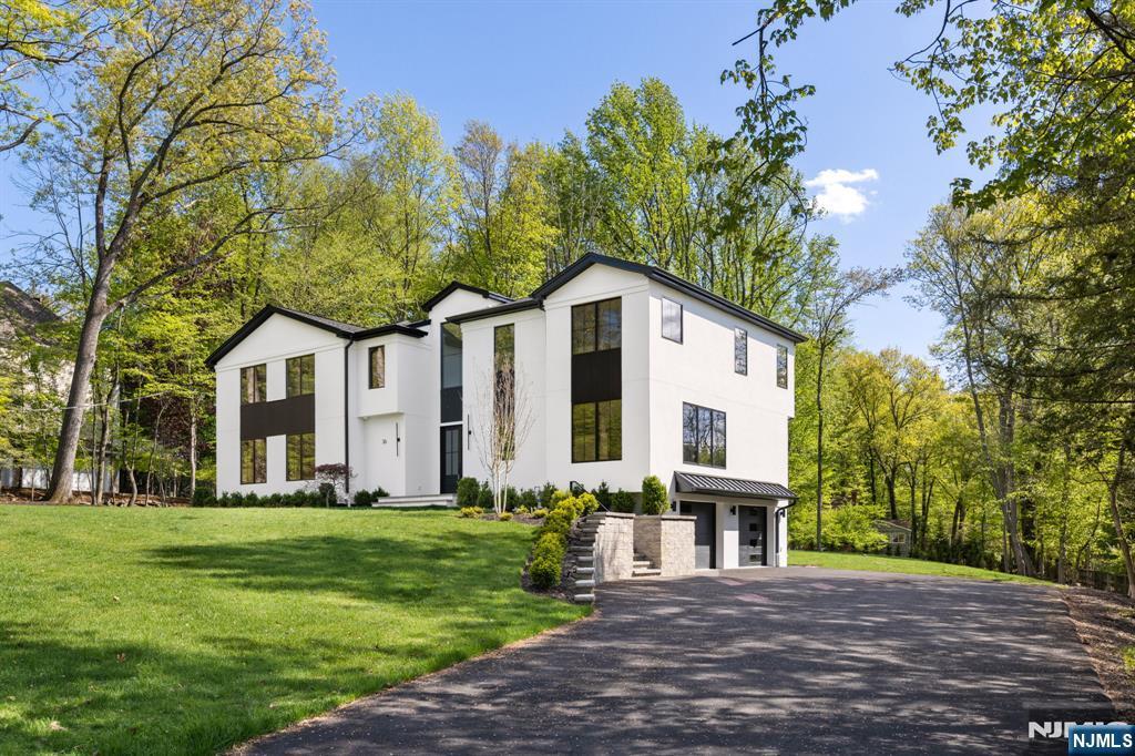 36 Hampshire Hill Road
