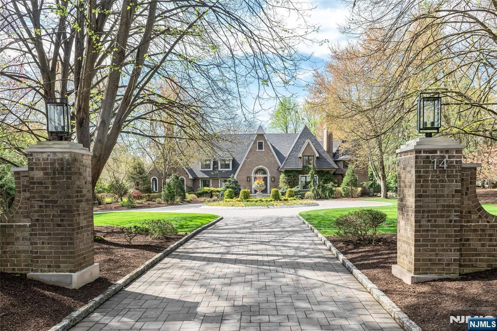 14 Eckert Farm Road