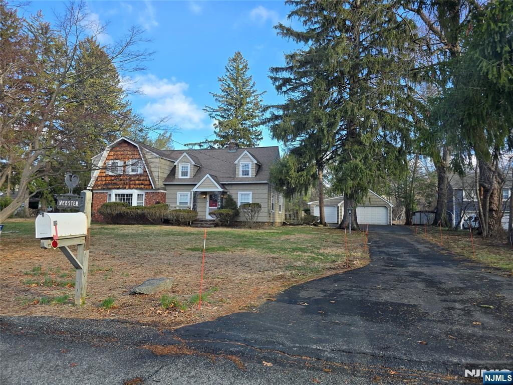 37 Nilsen Avenue