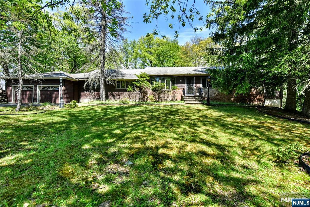 72 Brookside Drive