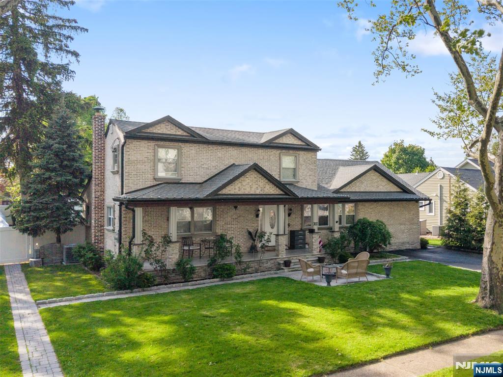 707 Chadwick Drive