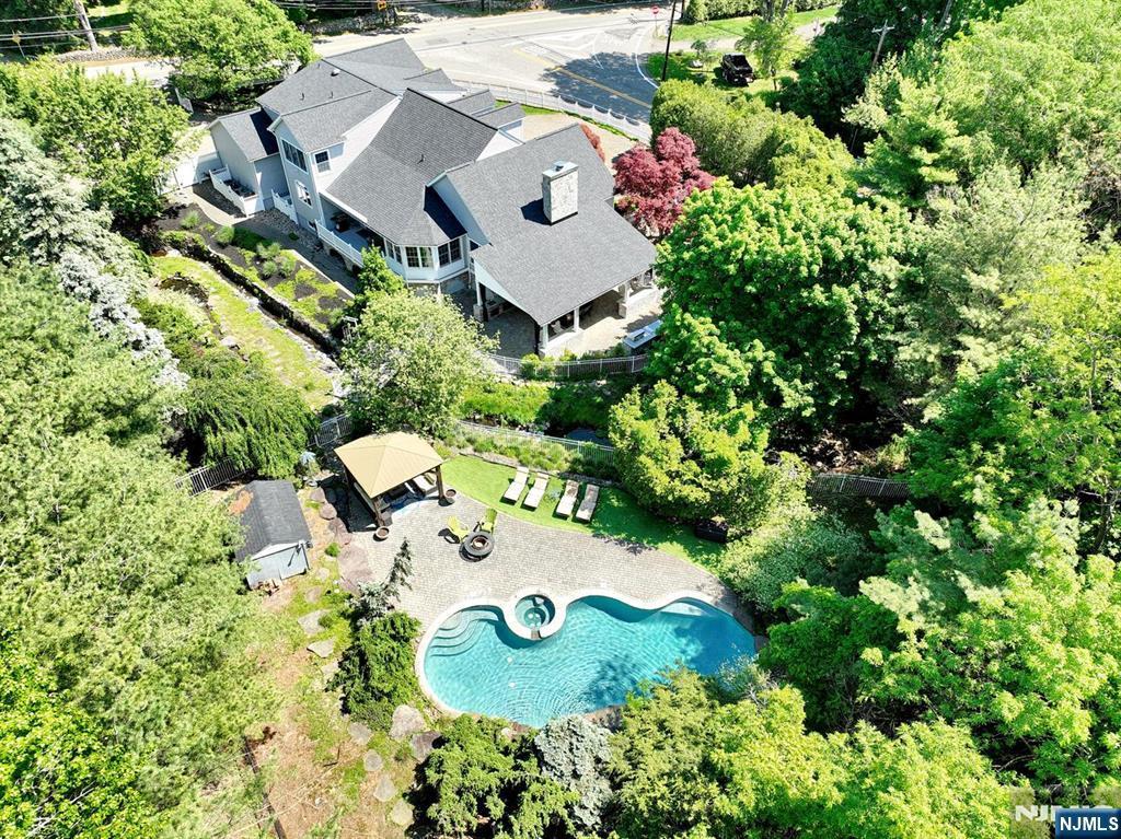 273 Glen Road