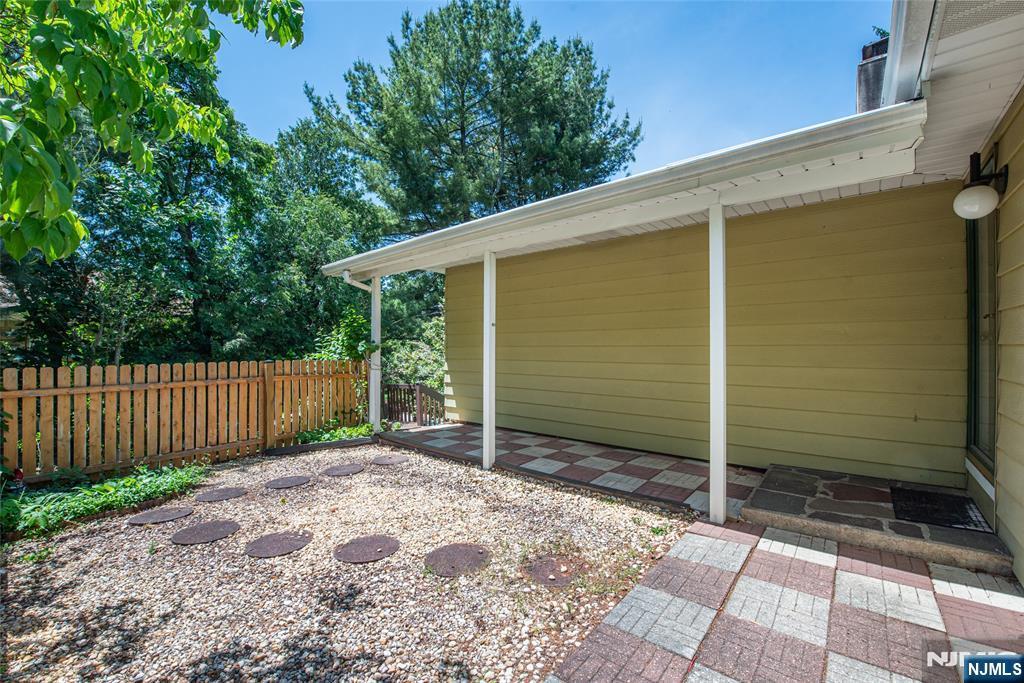 717 Alps Road