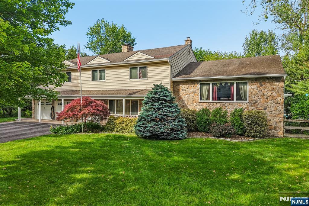 123 Midwood Road