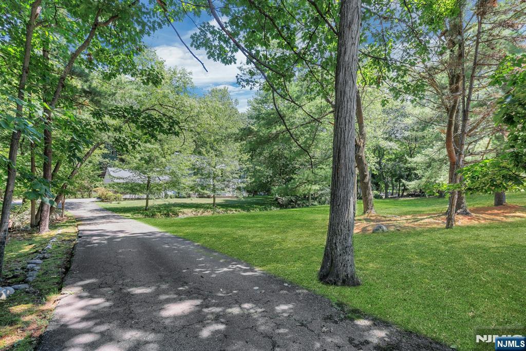621 Winding Hollow Drive