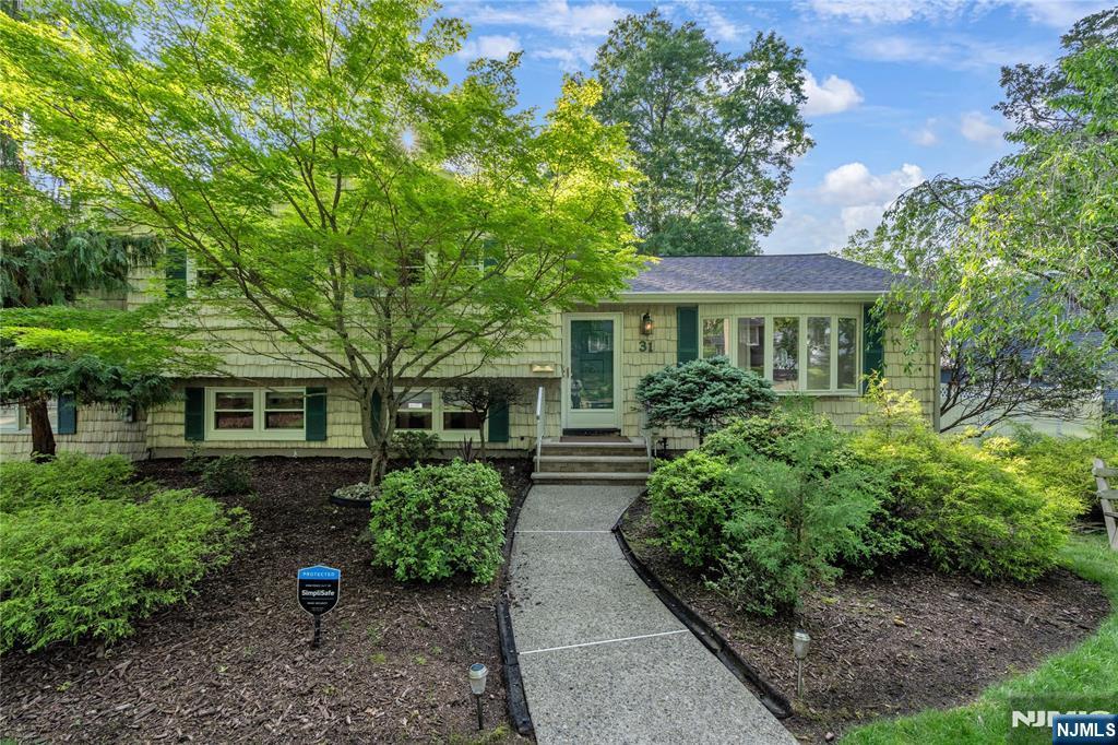 31 Monhegan Avenue