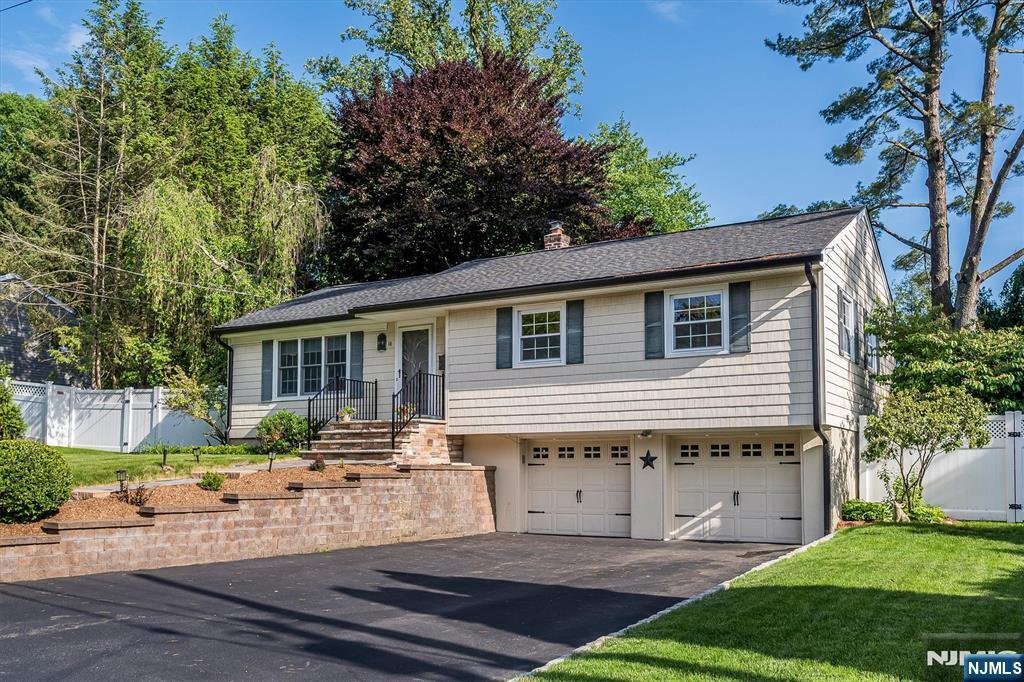 14 Clifford Drive