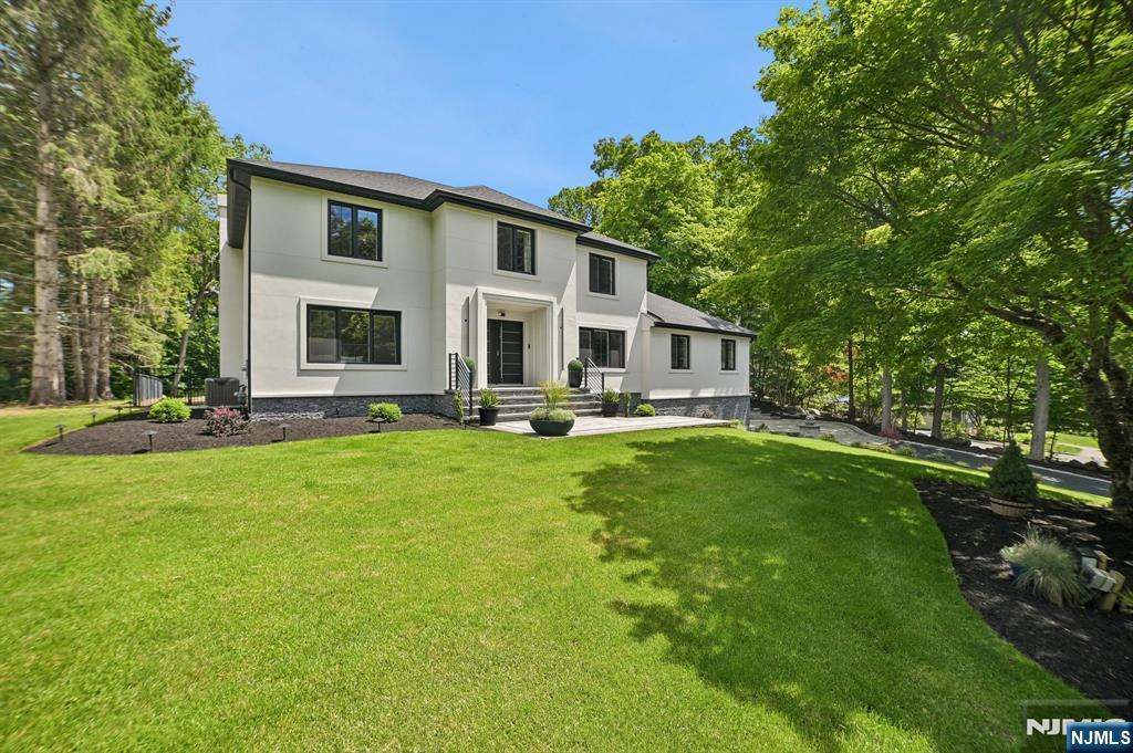 36 Ivy Place
