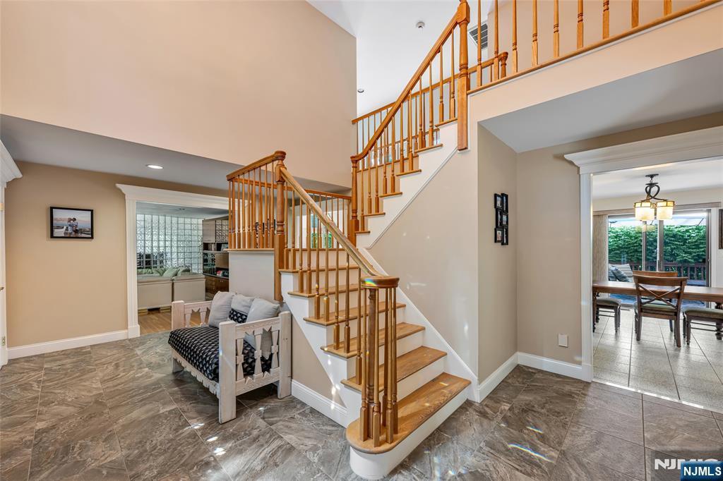 59 Deerfield Lane