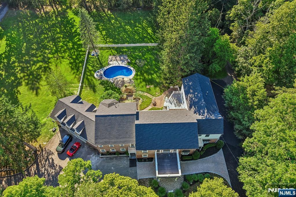1050 Ramapo Valley Road