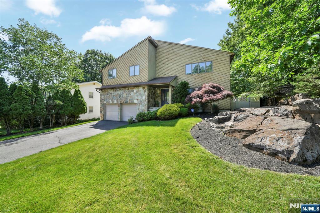 72 Agawam Drive