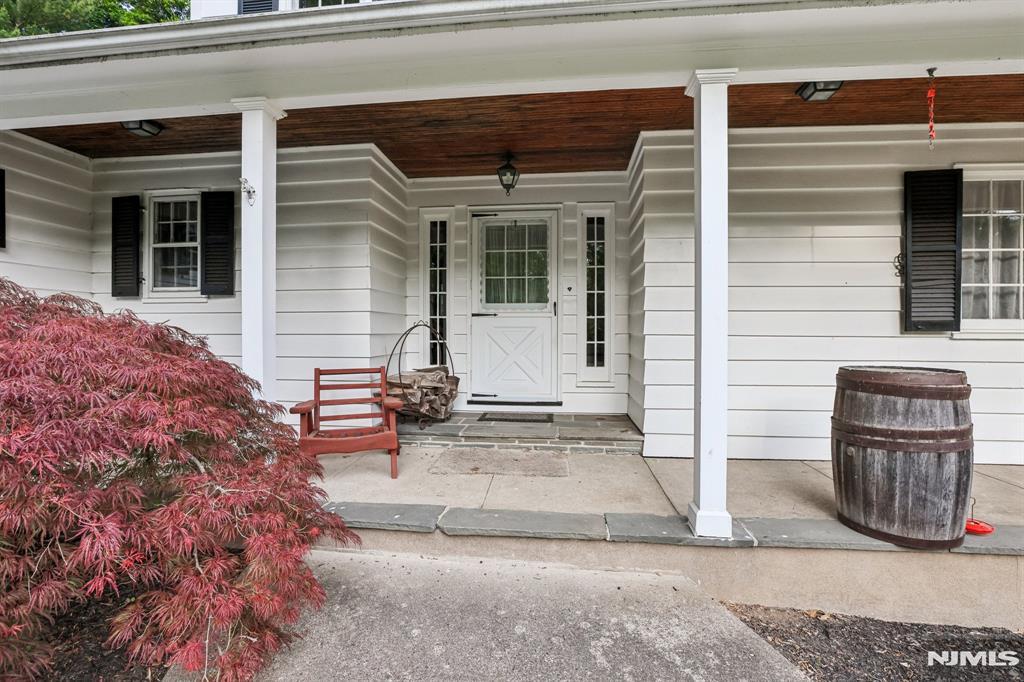 14 Saddle River Road