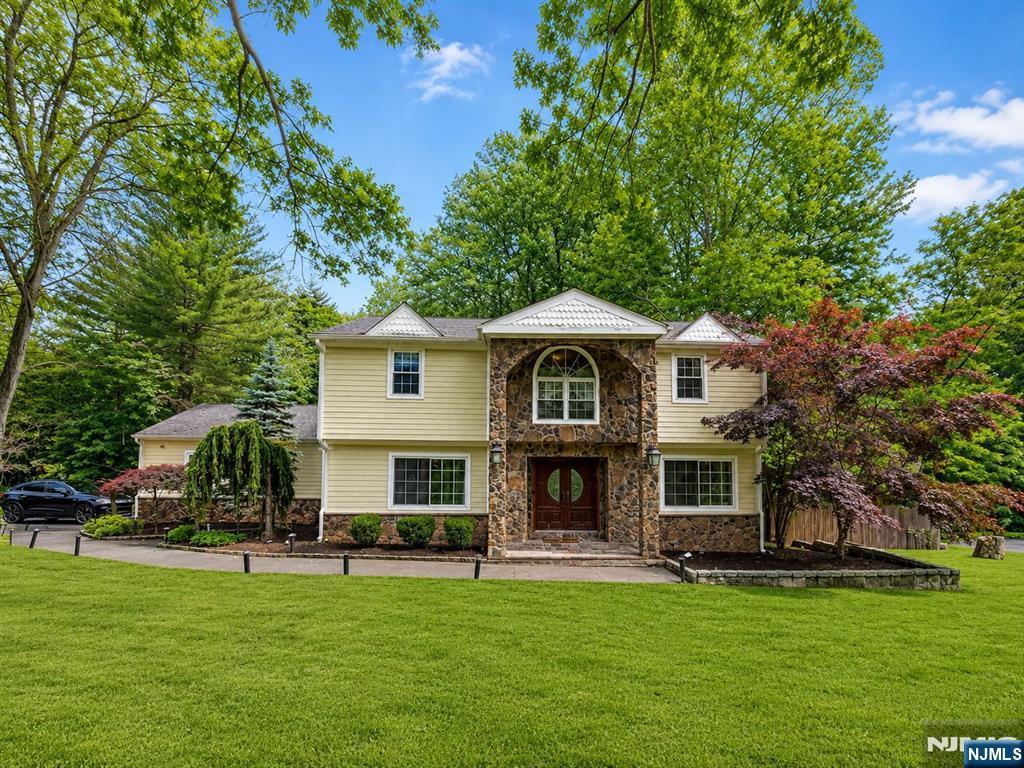 76 Millbrook Circle