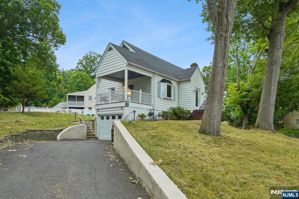 72 Lake Drive