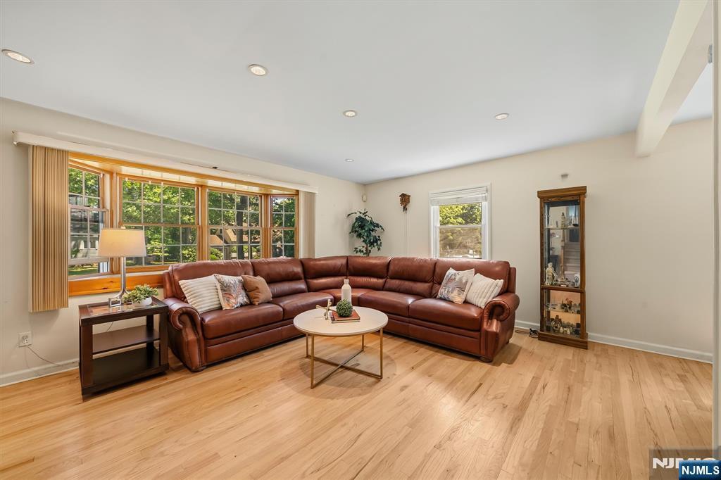 299 Davidson Avenue