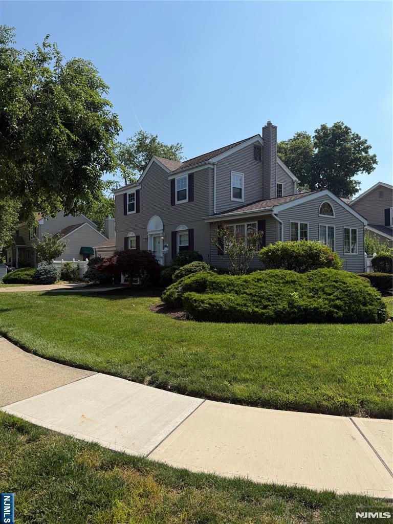 444 Elm Avenue