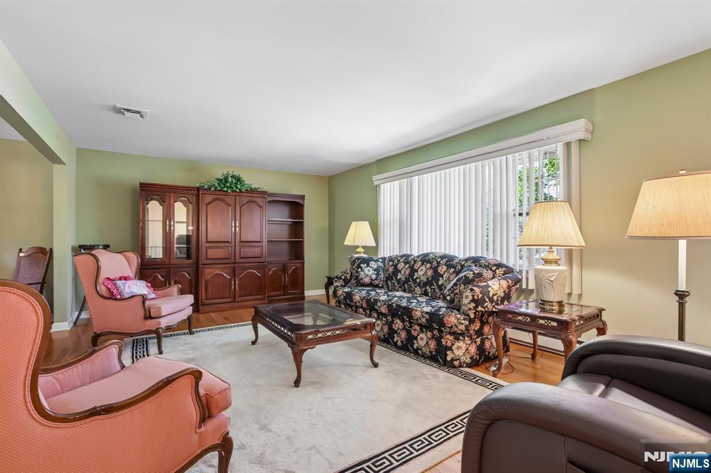 270 Midwood Road