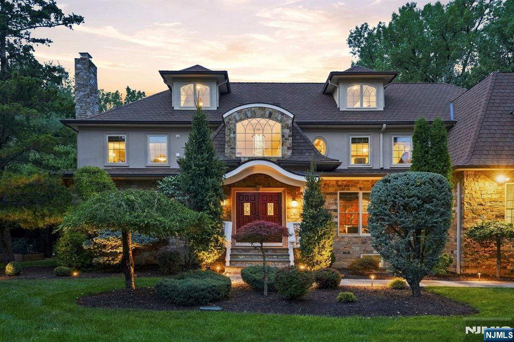 1 Aspen Court
