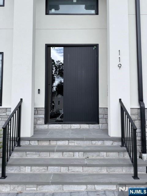119 Arnot Place