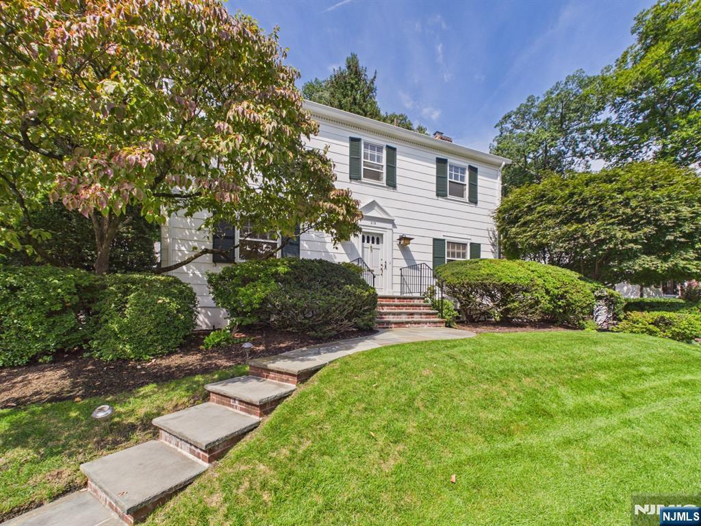 318 Beechwood Road