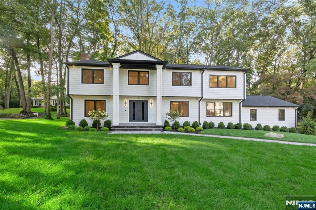 15 Green Way