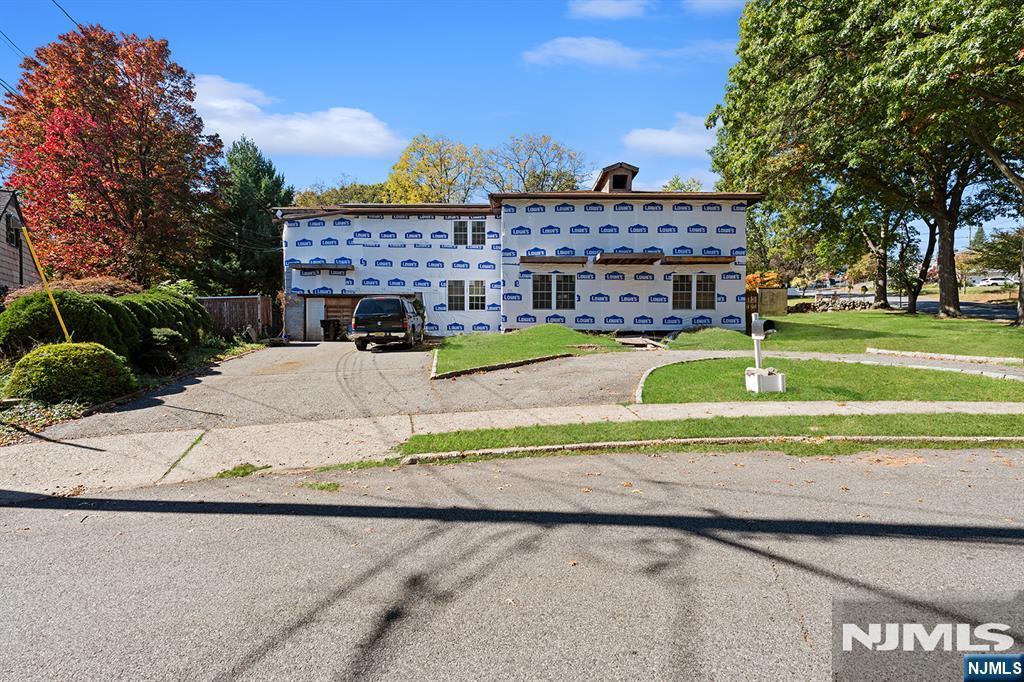 150 Lawrence Drive