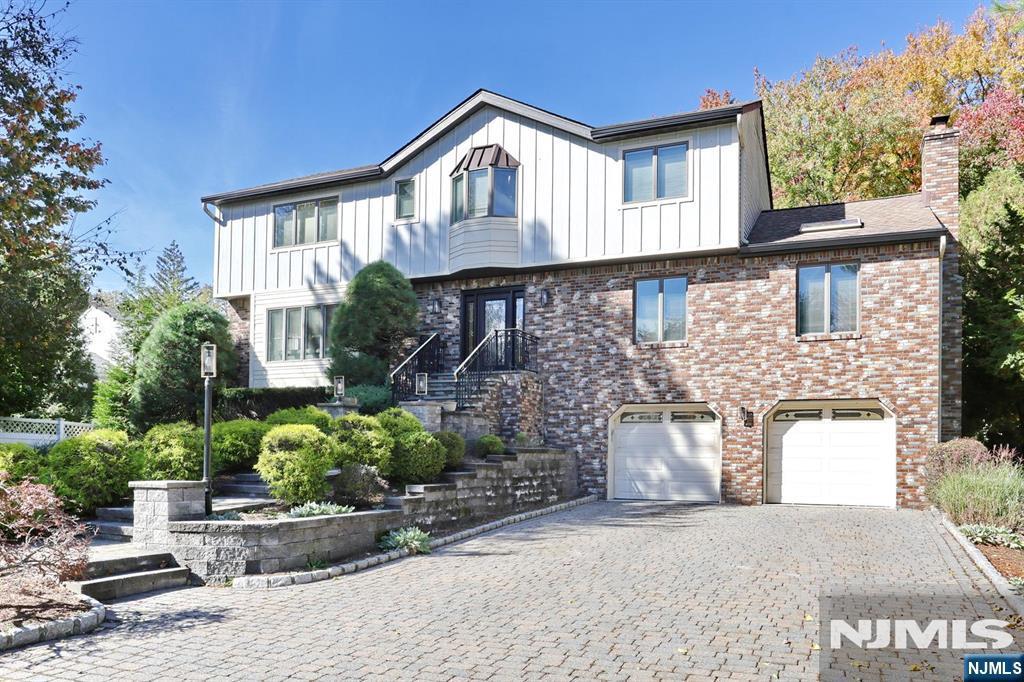 29 Fox Hollow Road